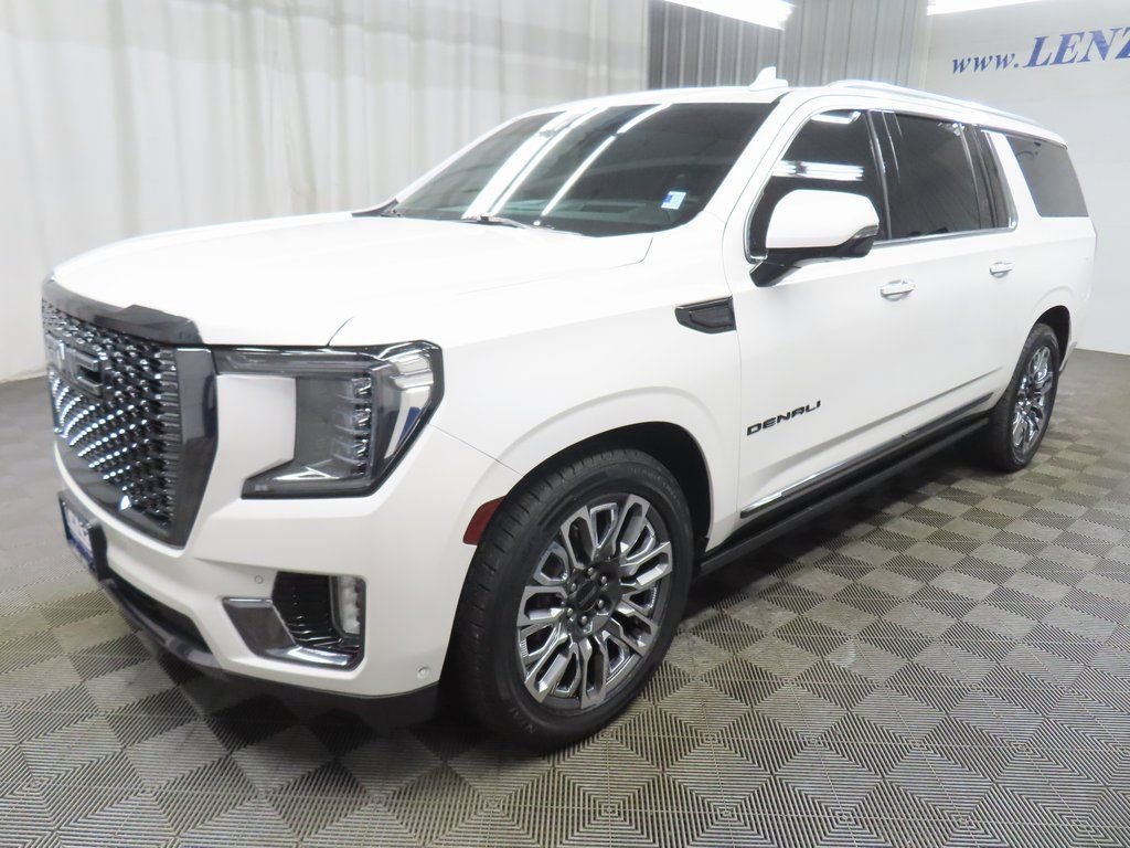 Used 2024 GMC Yukon XL Denali Ultimate image 6