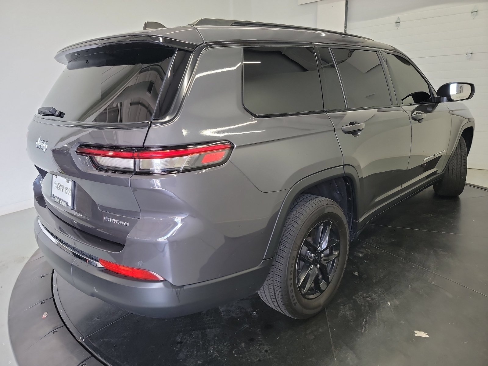 Used 2023 Jeep Grand Cherokee L Laredo AWD/4WD image 9