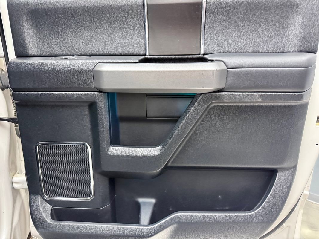Used 2018 Ford F350 Platinum w/ Platinum Ultimate Package image 18