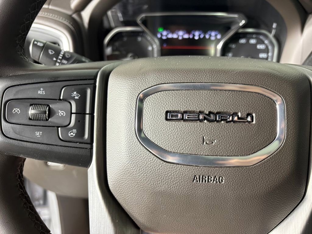 Used 2023 GMC Sierra 2500 Denali w/ Denali Ultimate Package image 24