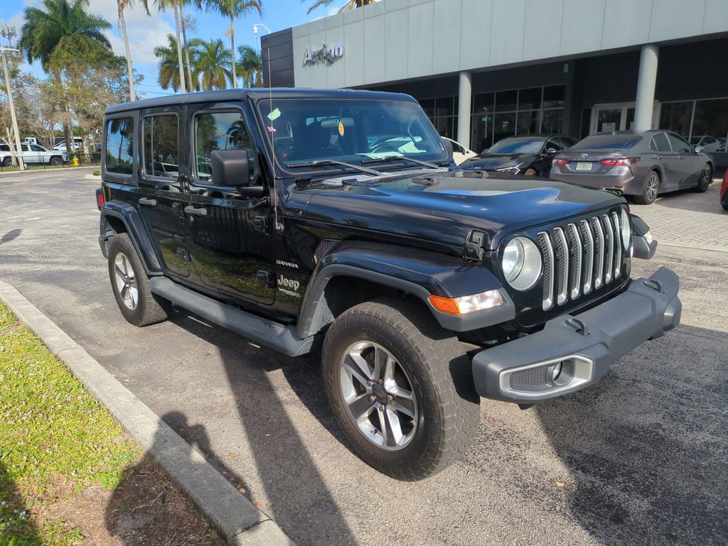 Used 2019 Jeep Wrangler Unlimited Sahara image 2