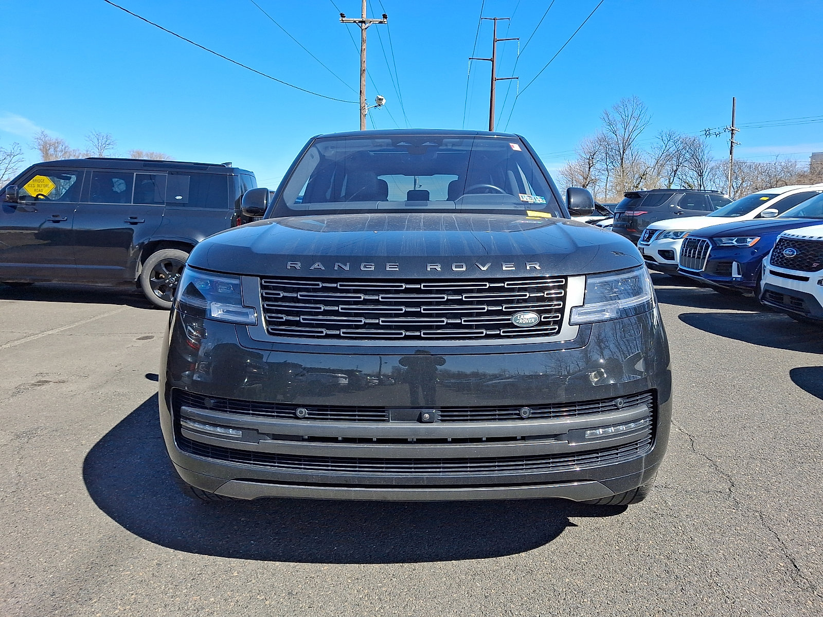 Used 2023 Land Rover Range Rover SE AWD/4WD image 4