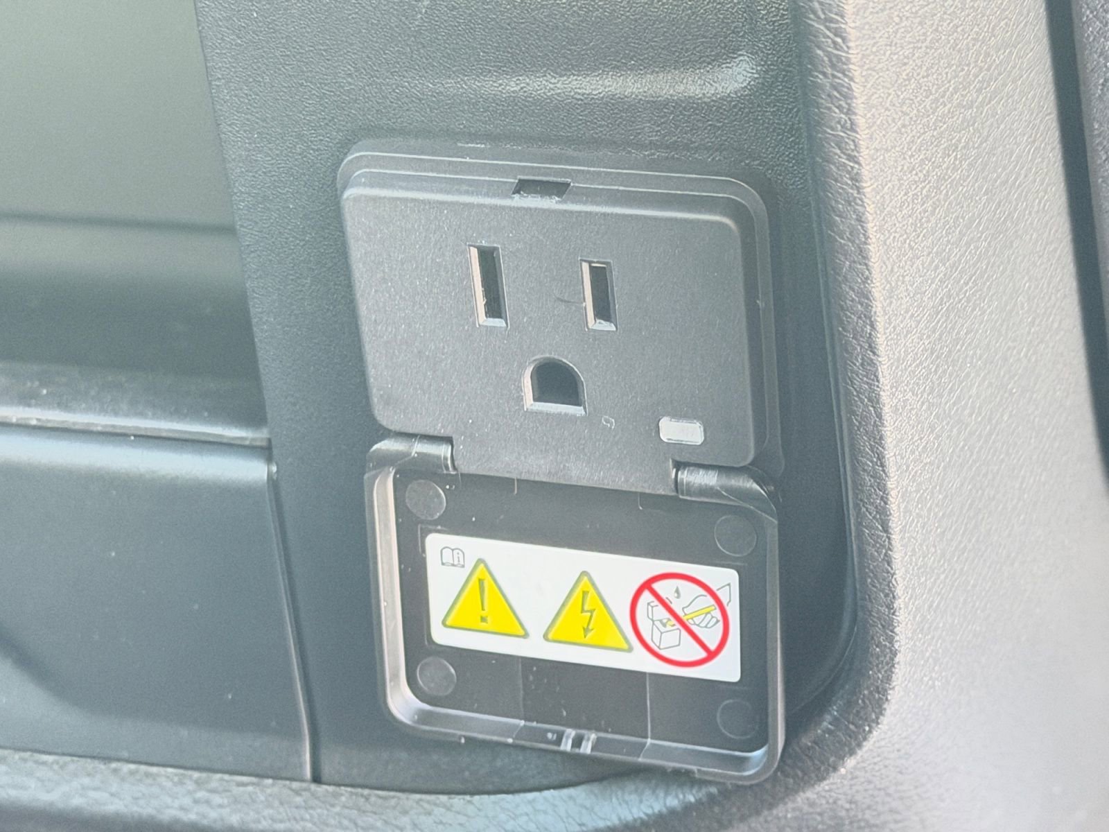 New 2026 RAM 2500 Tradesman image 17