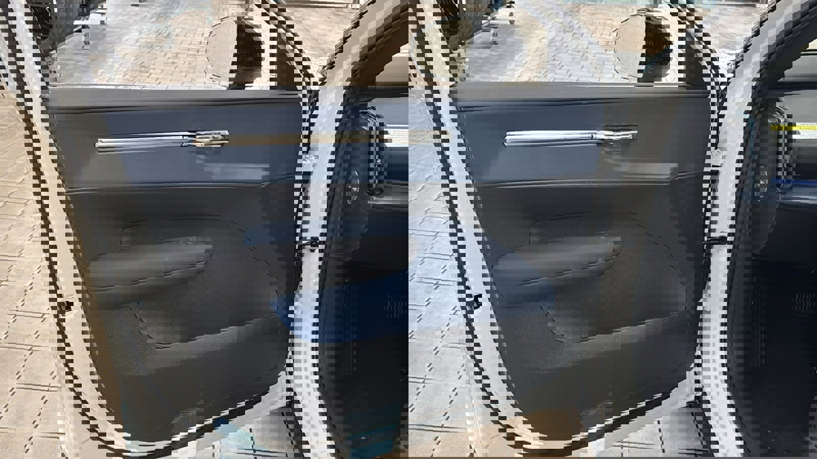 New 2026 Volvo EX30 Plus image 20