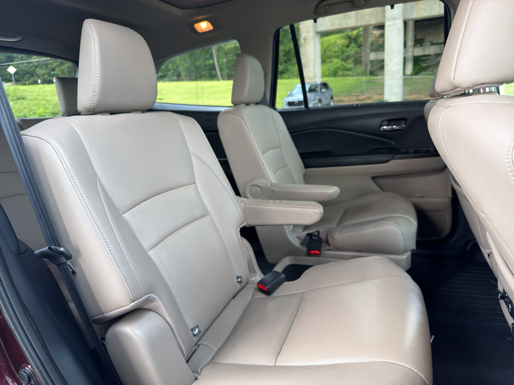 Used 2017 Honda Pilot Elite image 19
