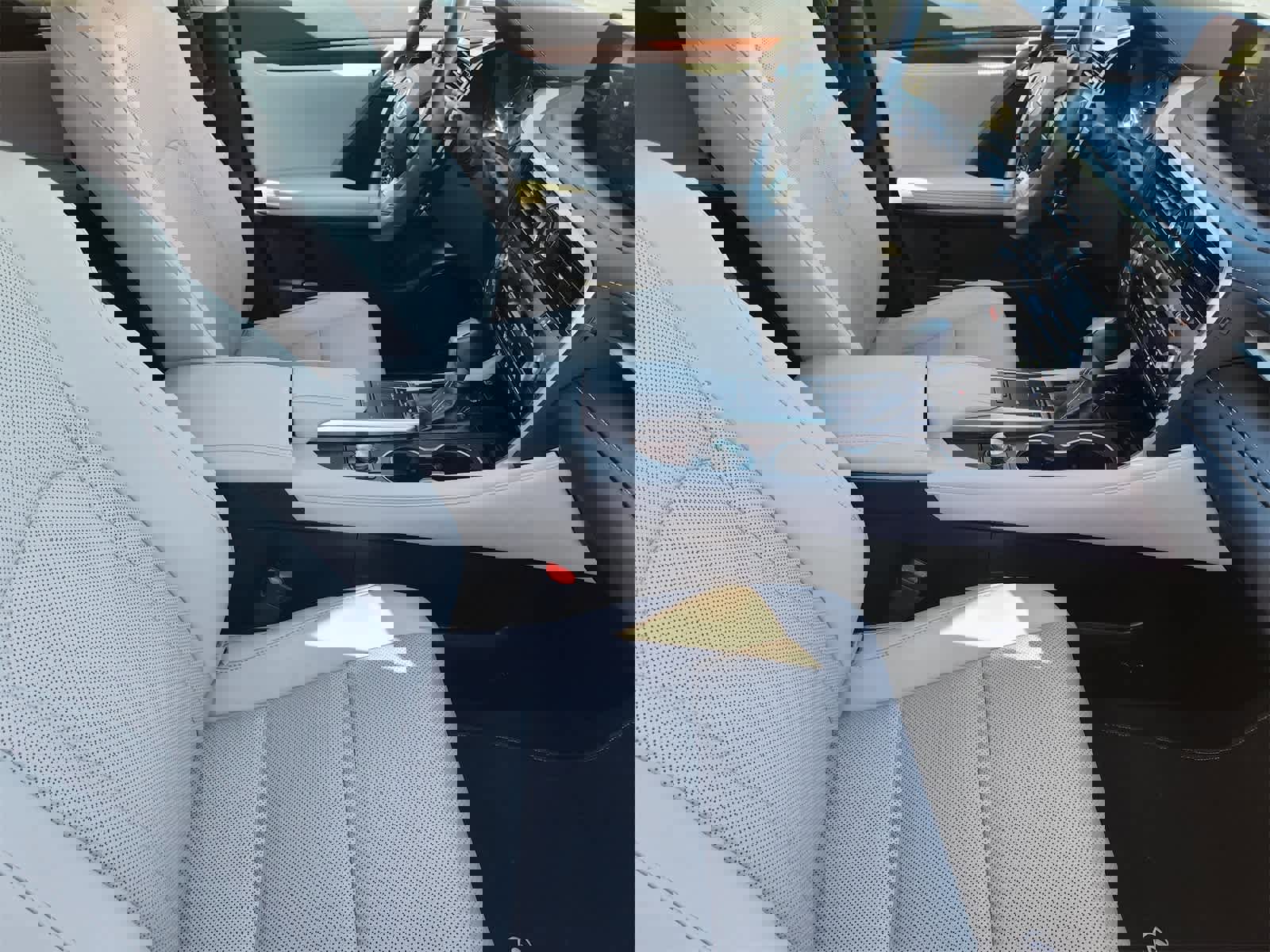 Used 2022 Lexus RX 350 FWD w/ Premium Package image 14