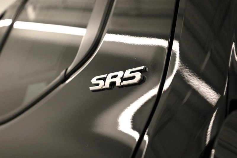 Certified 2025 Toyota Tacoma SR5 image 36