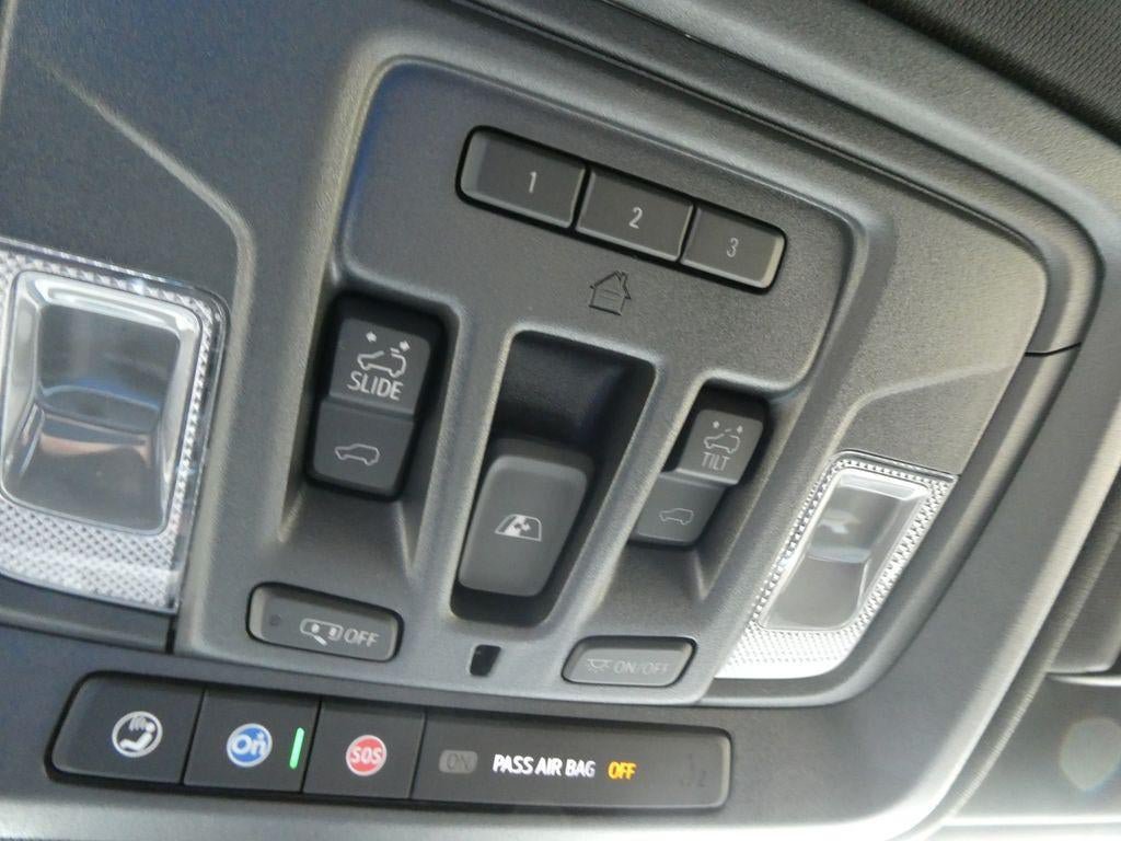 New 2026 Chevrolet Silverado 1500 High Country AWD/4WD image 29