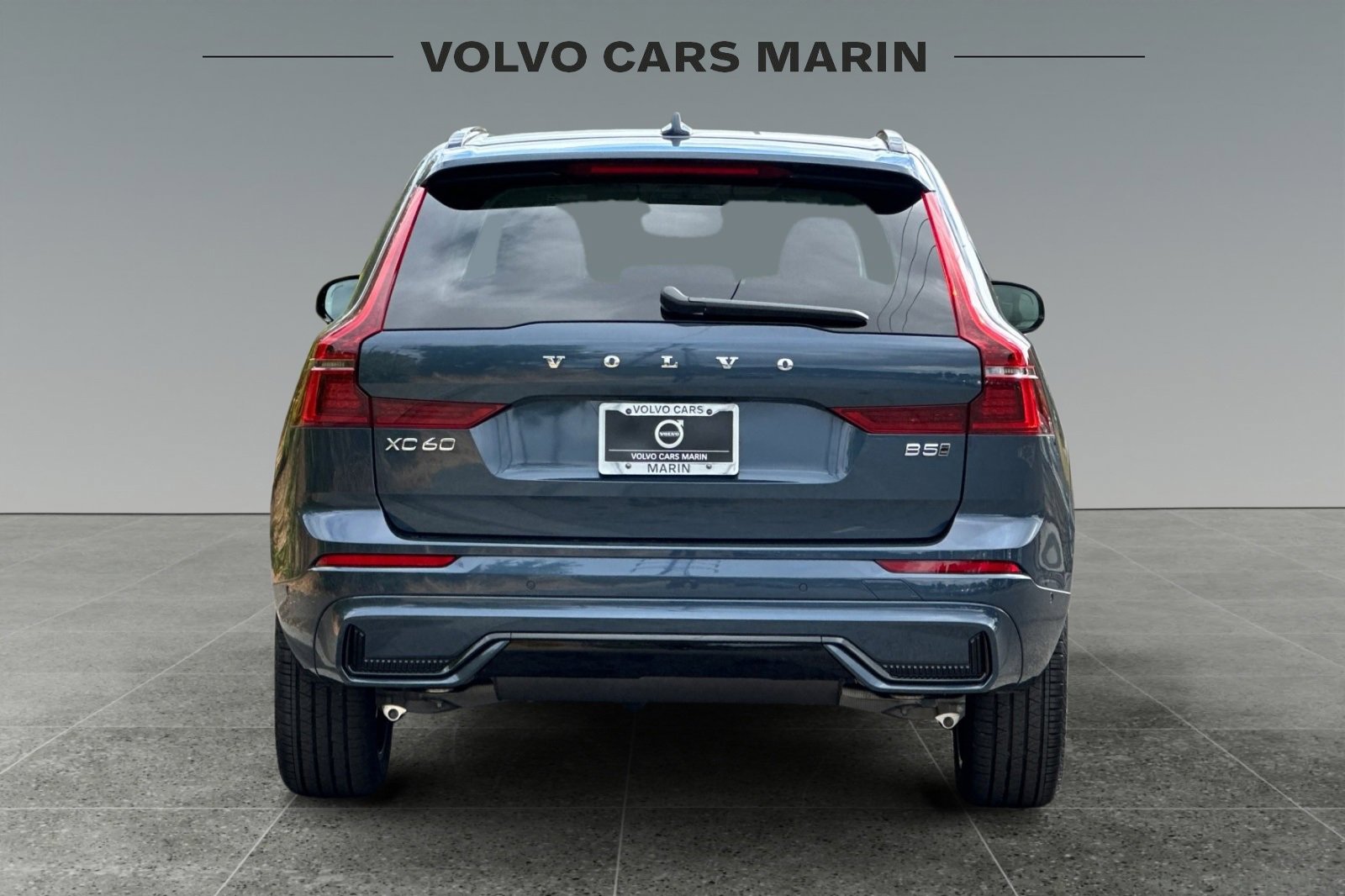 New 2026 Volvo XC60 B5 Ultra w/ Climate Package image 7
