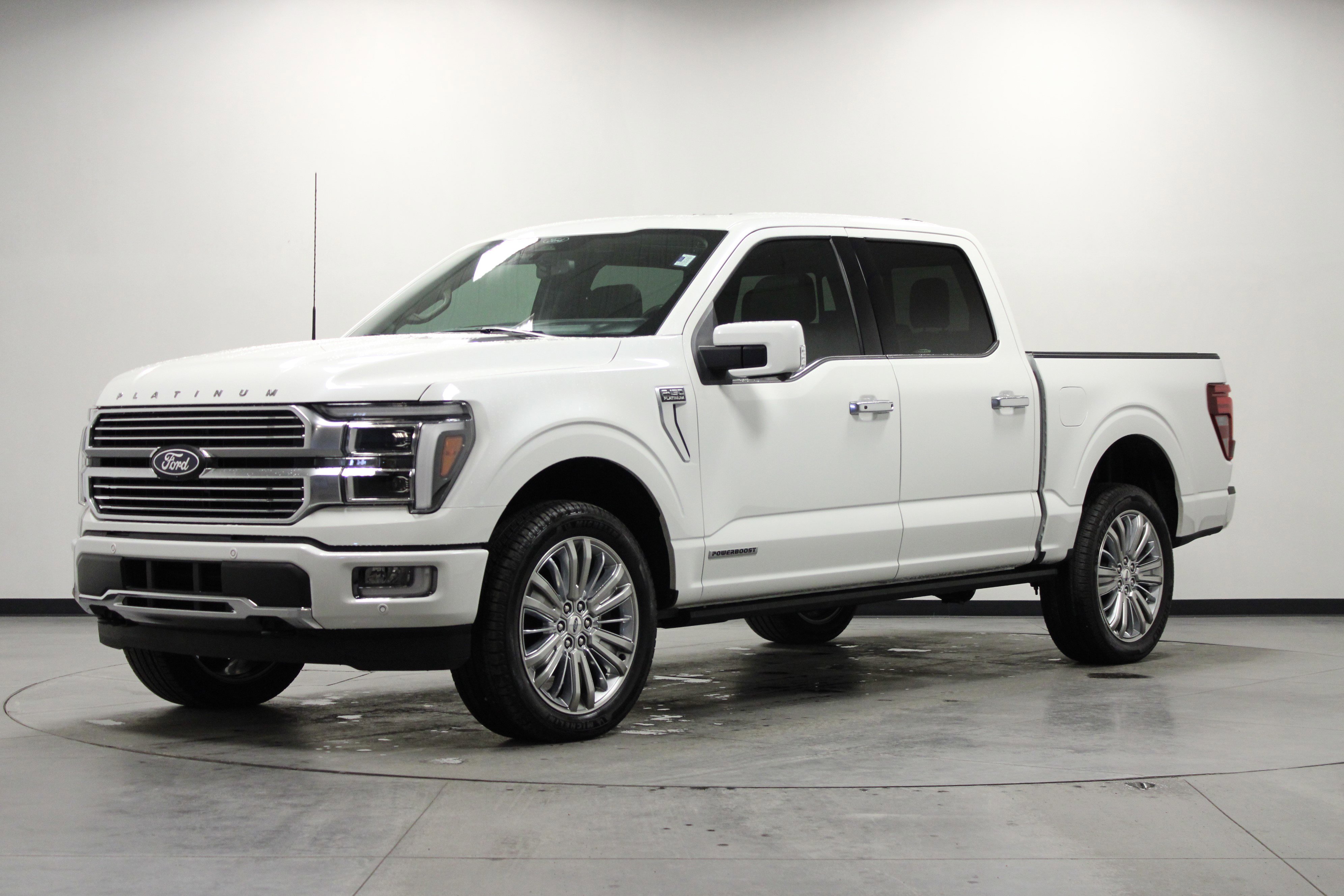 Used 2025 Ford F150 Platinum w/ Equipment Group 703A Plus AWD/4WD image 8
