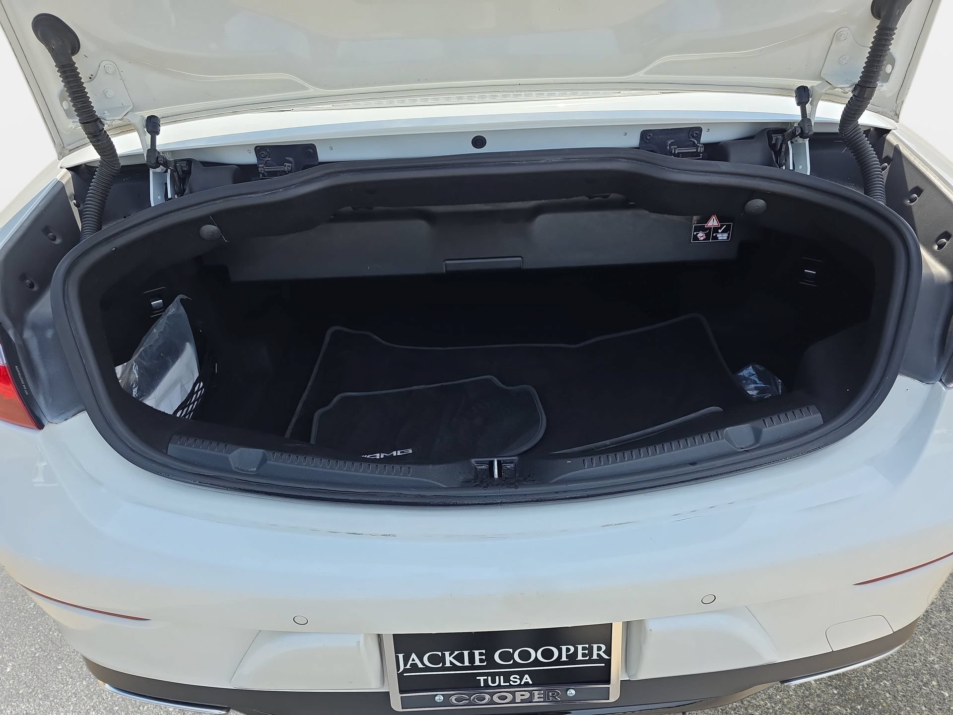 Used 2020 Mercedes-Benz E 450 Cabriolet image 12