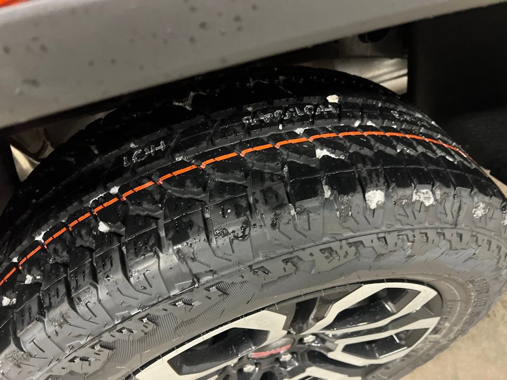 New 2026 GMC Canyon AT4 w/ AT4 Premium Package image 10