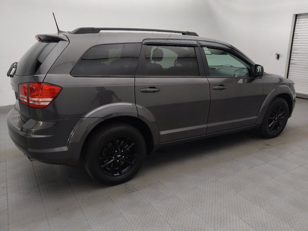 Used 2020 Dodge Journey SE w/ SE Popular Equipment Group FWD image 10