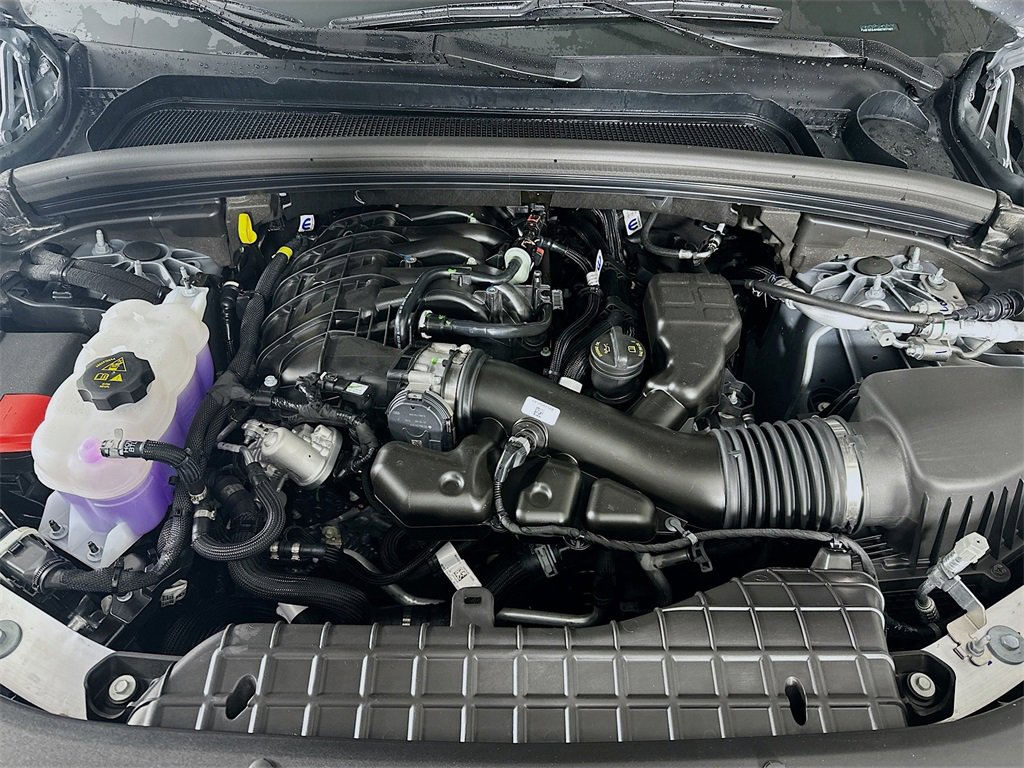 New 2025 Jeep Grand Cherokee Altitude image 17