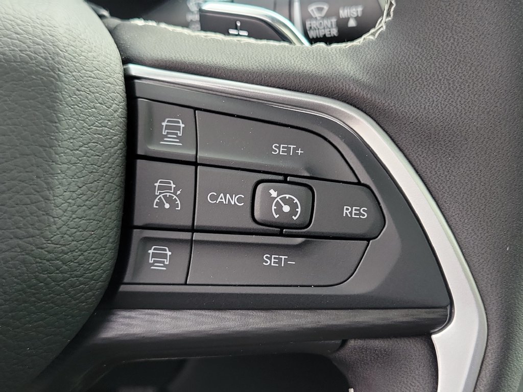 New 2026 Jeep Grand Cherokee Laredo X AWD/4WD image 24