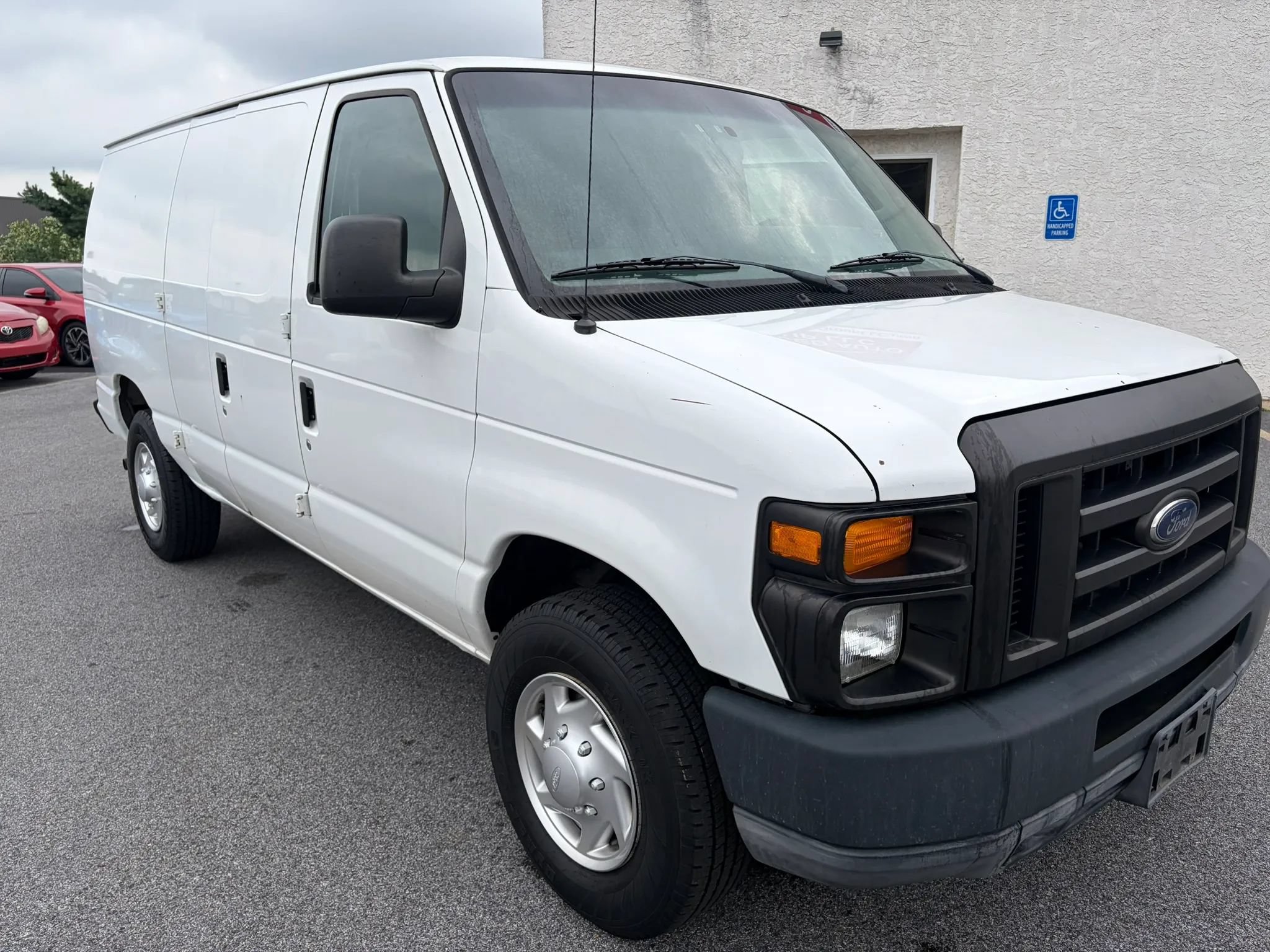 Used 2011 Ford E-250 and Econoline 250 w/ PWR Group RWD image 21