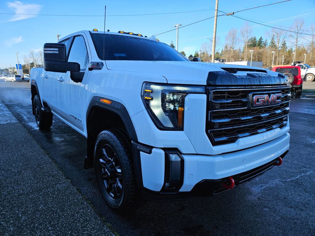 Used 2024 GMC Sierra 3500 AT4 w/ AT4 Premium Plus Package image 6
