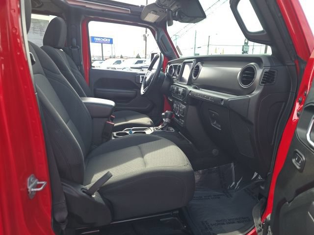 Used 2023 Jeep Wrangler Unlimited Sport w/ Sun And Sound Package AWD/4WD image 41
