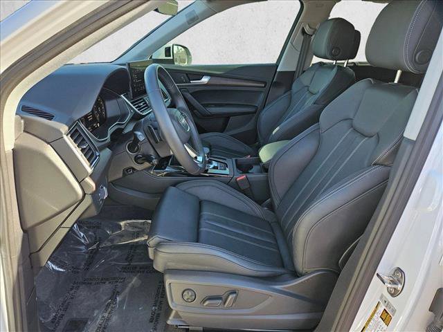 Used 2025 Audi Q5 e Premium Plus w/ Premium Plus Package image 22