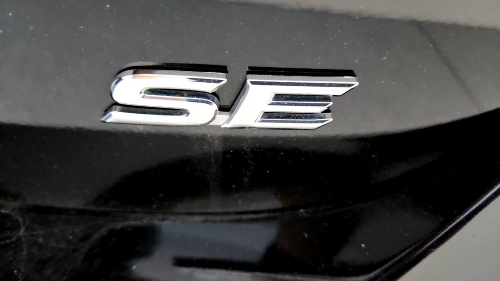 Certified 2024 Toyota Camry SE FWD image 14