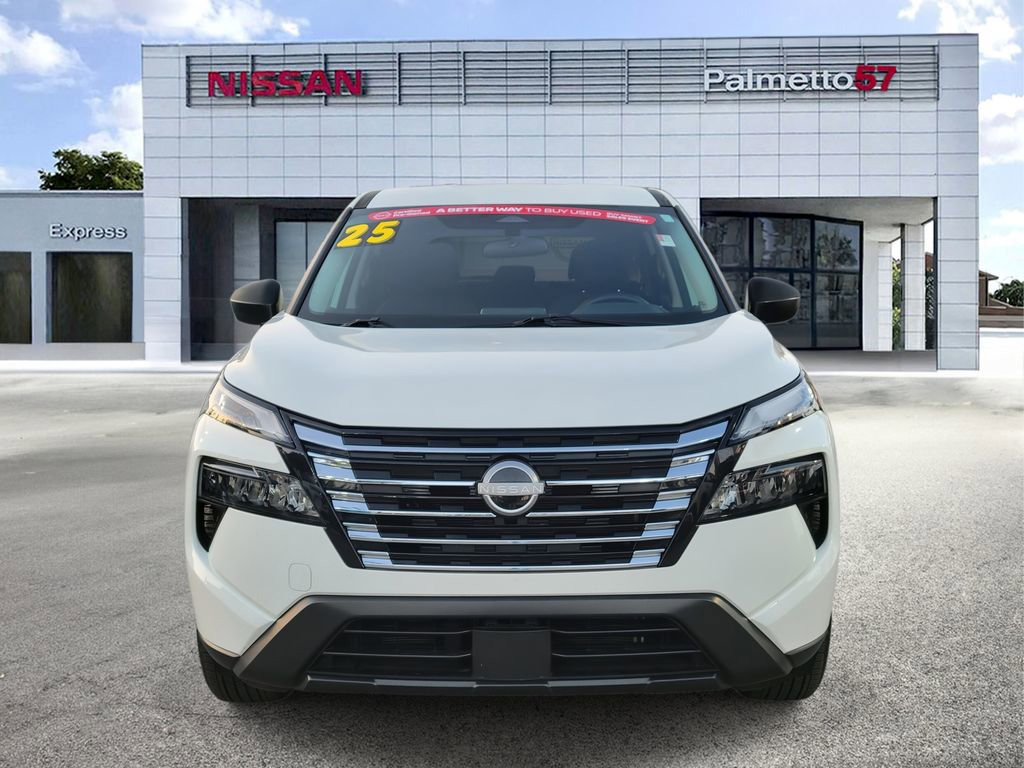 Certified 2025 Nissan Rogue S image 2