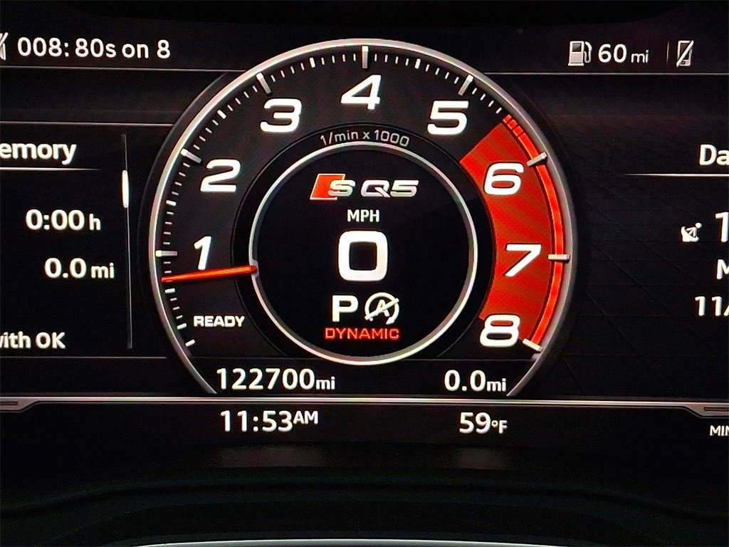 Used 2018 Audi SQ5 Premium Plus w/ Navigation Package image 2