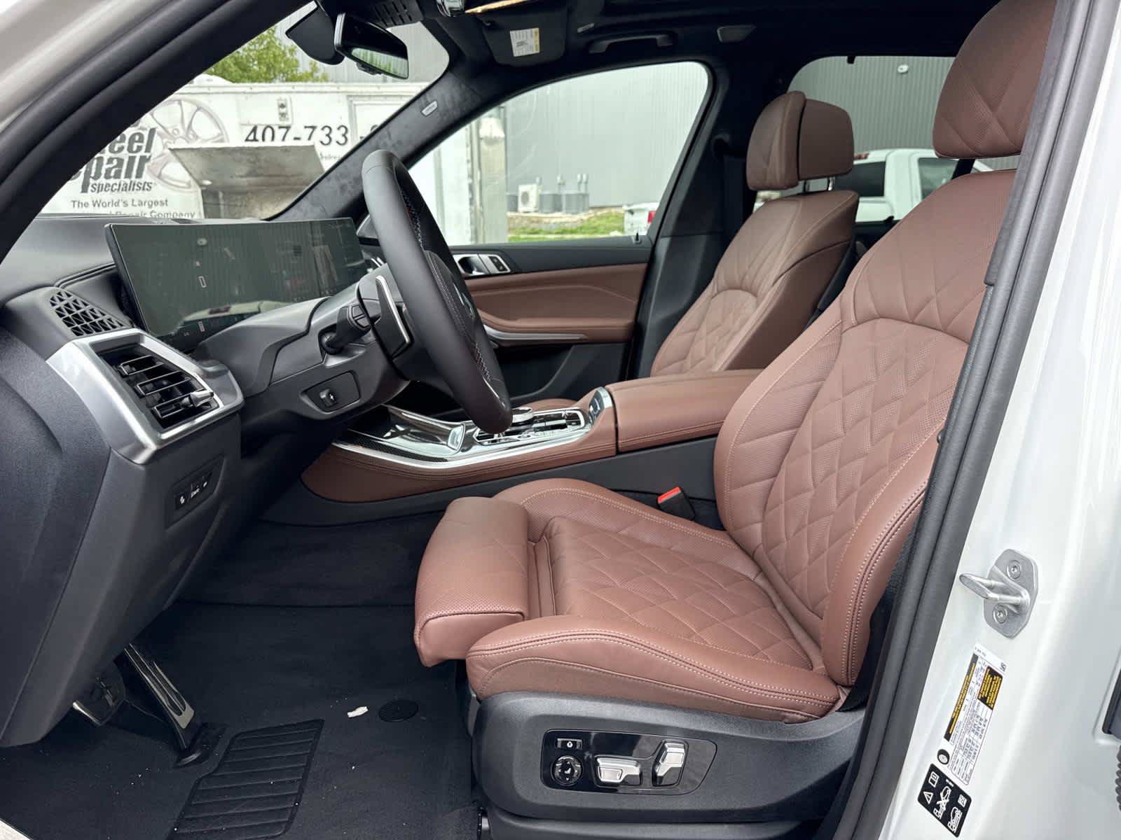 New 2026 BMW X5 M60i AWD/4WD image 14