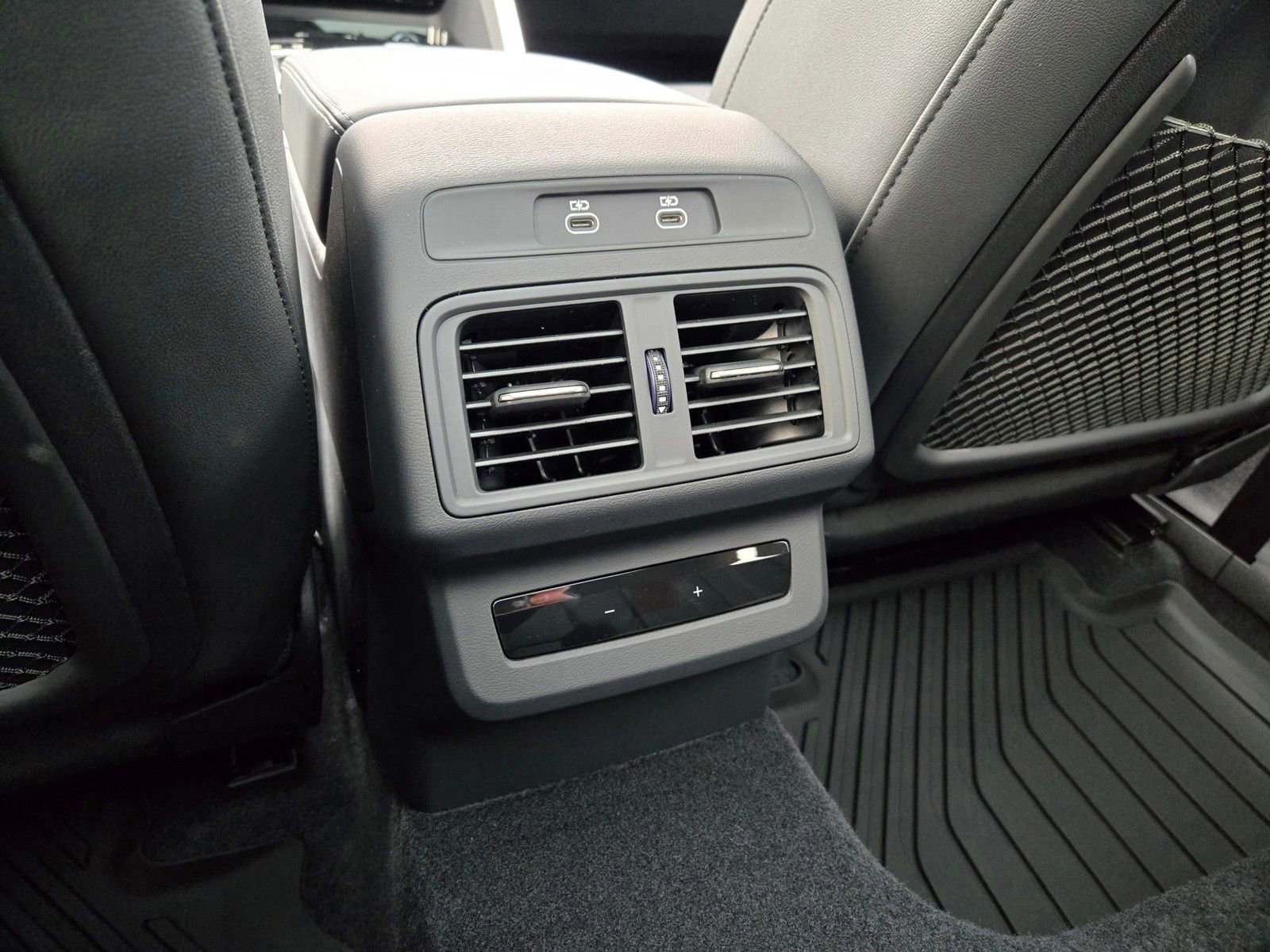 Used 2025 Audi Q5 Premium AWD/4WD image 10