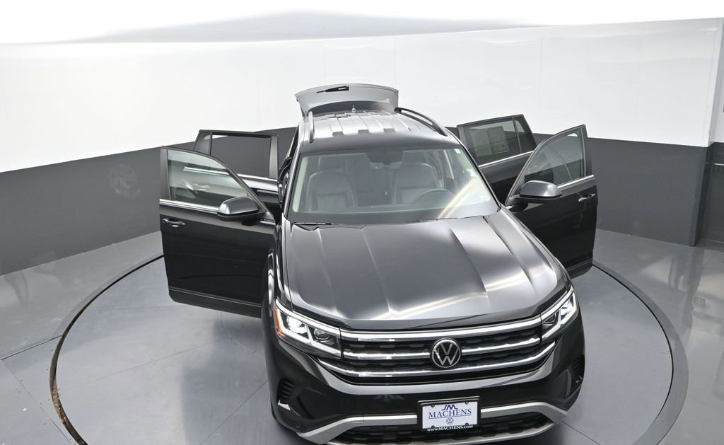 Used 2023 Volkswagen Atlas SE image 31