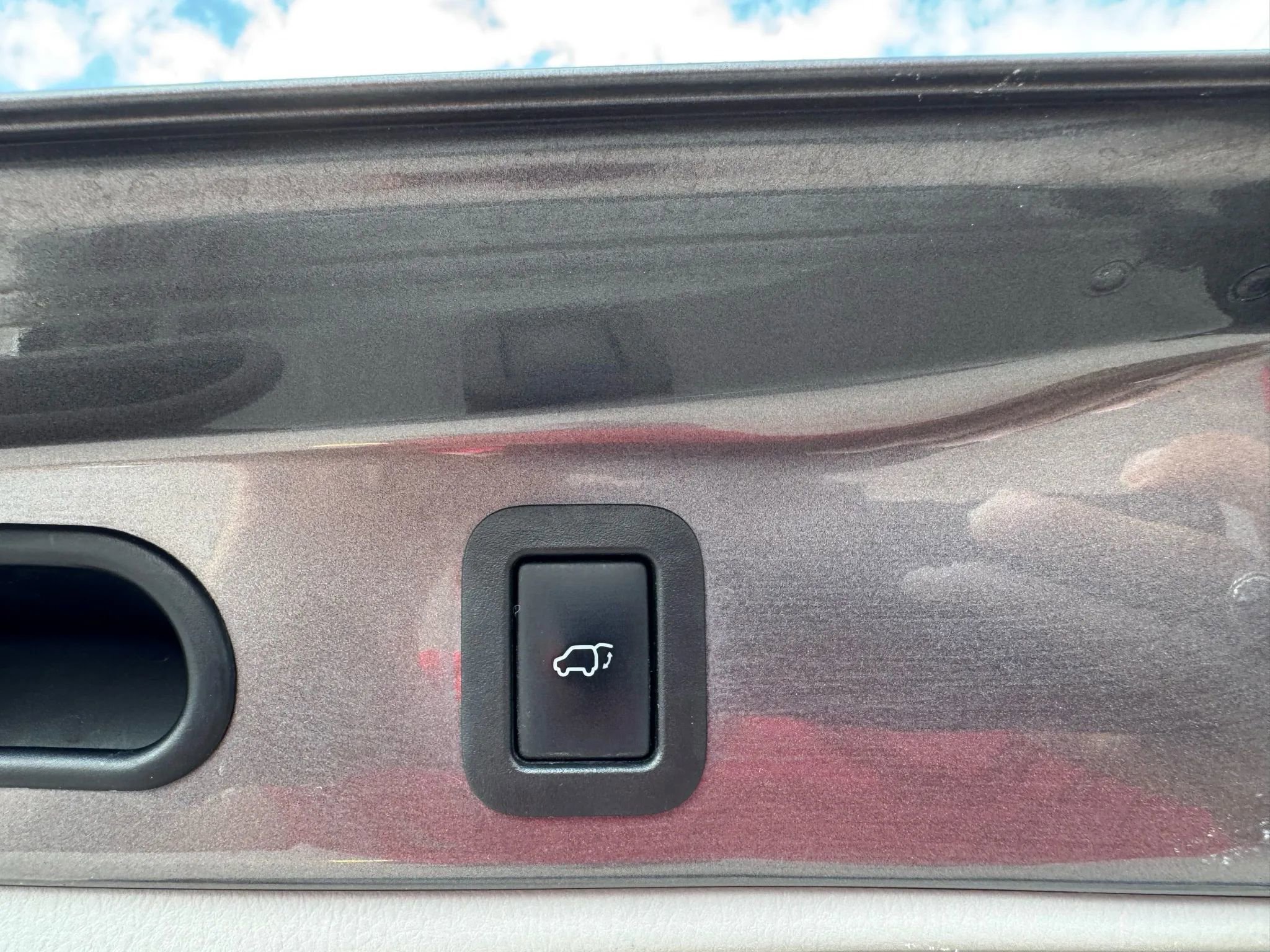 Used 2015 Toyota Highlander LE image 42