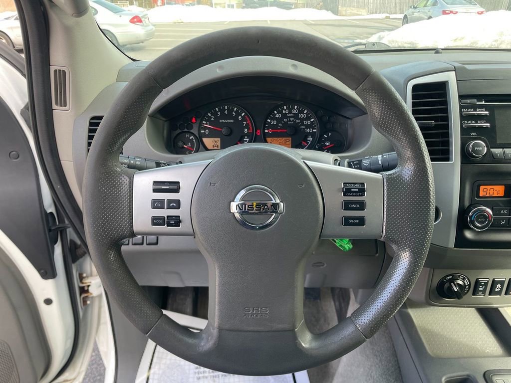 Used 2014 Nissan Frontier SV w/ SV Value Truck Package image 15