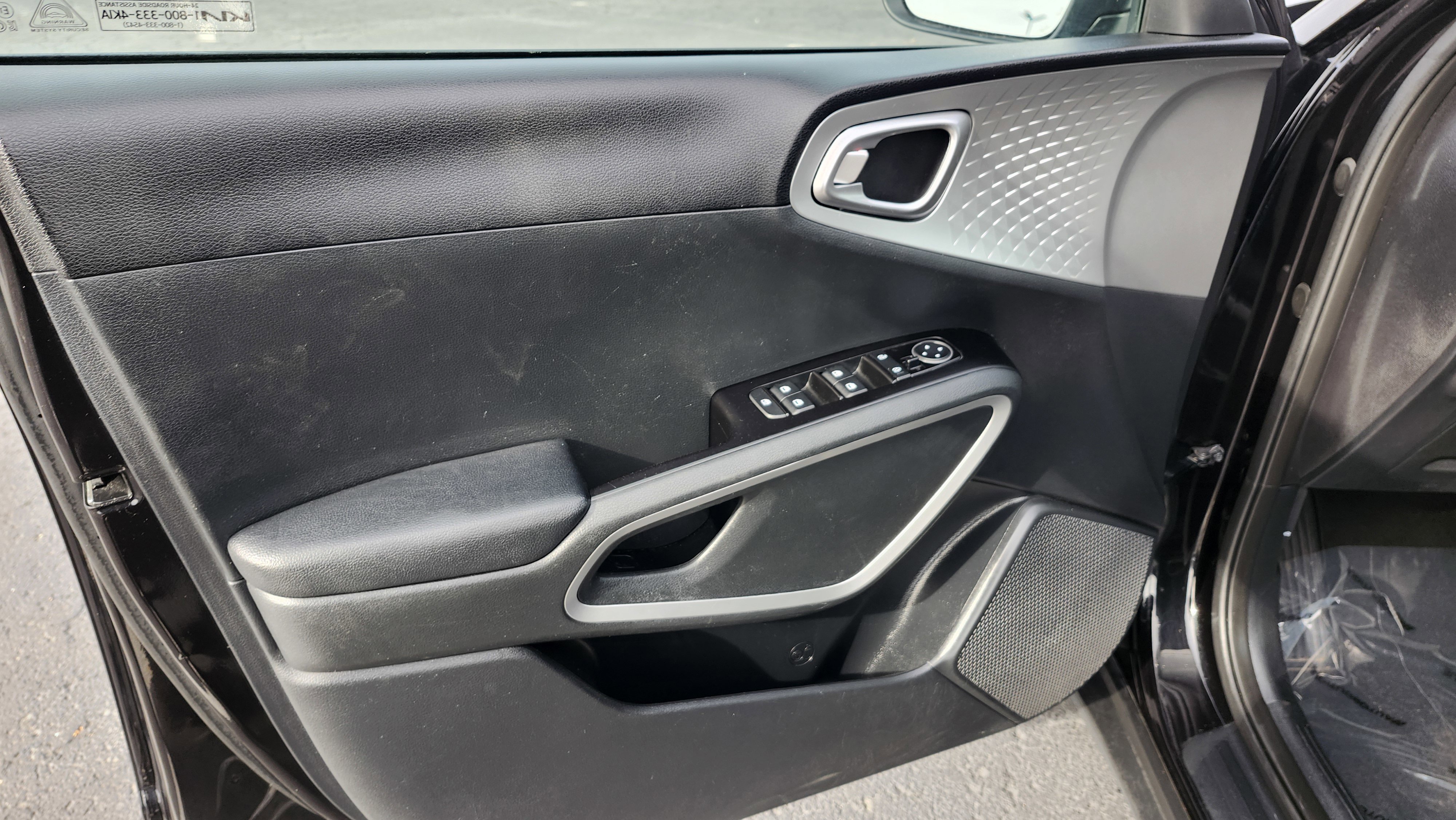 Used 2023 Kia Soul LX w/ Option Group 015 image 22