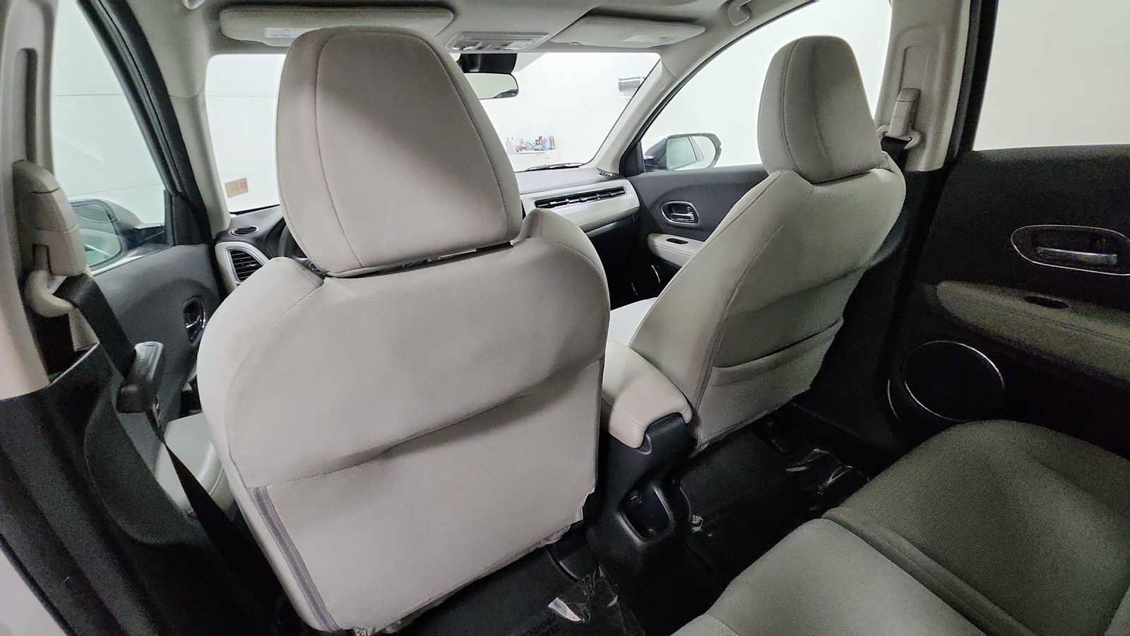 Used 2021 Honda HR-V EX image 25