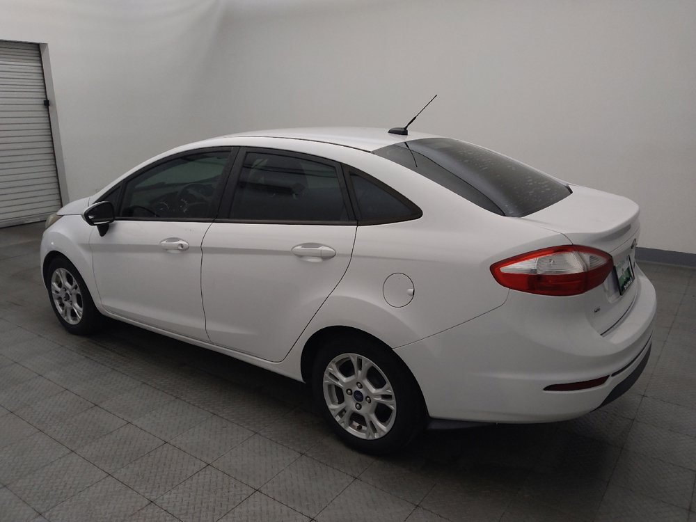 Used 2015 Ford Fiesta SE FWD image 3