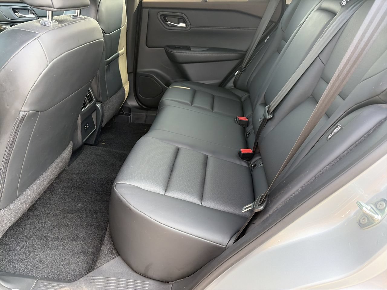 Certified 2023 Nissan Rogue SV w/ SV Premium B Package AWD/4WD image 27