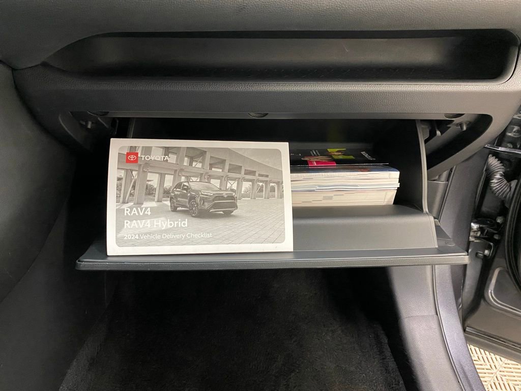 Used 2024 Toyota RAV4 LE image 46