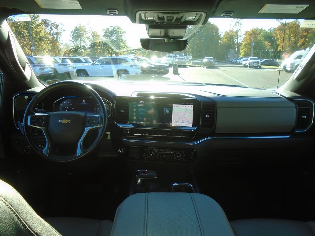 Used 2023 Chevrolet Silverado 1500 LTZ w/ LTZ Premium Package image 13