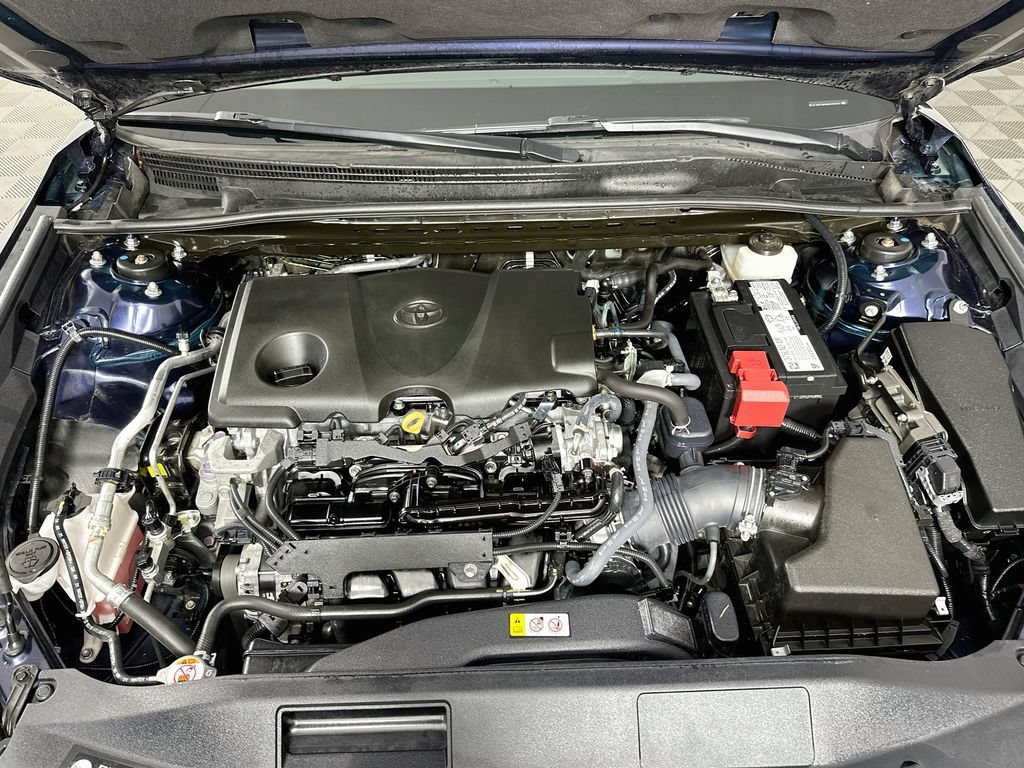 Used 2022 Toyota Camry XSE FWD image 31