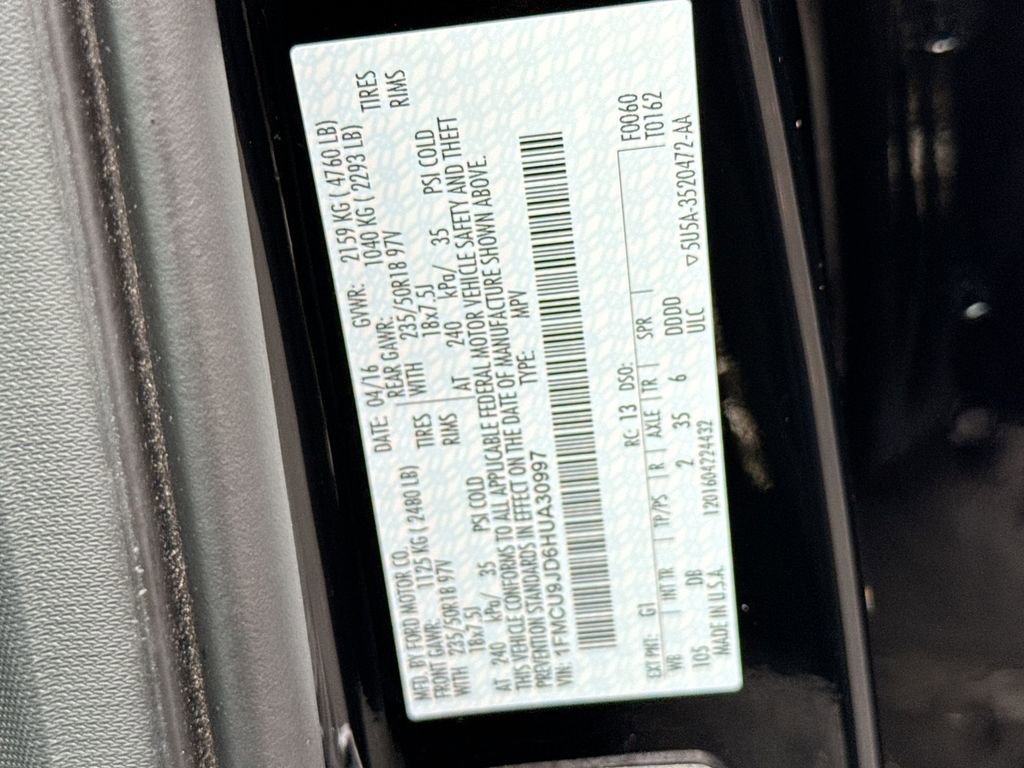 Used 2017 Ford Escape Titanium image 26