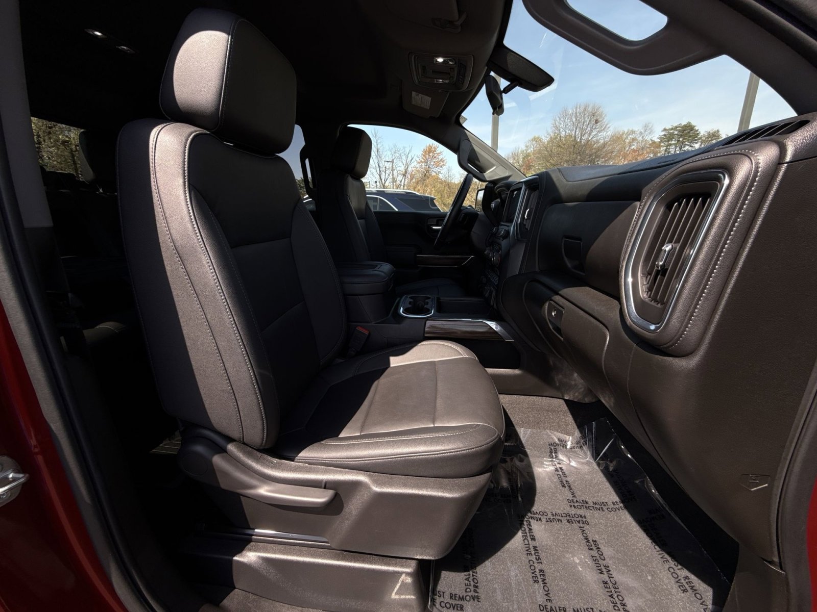 Used 2021 Chevrolet Silverado 1500 LT Trail Boss w/ Convenience Package II image 22