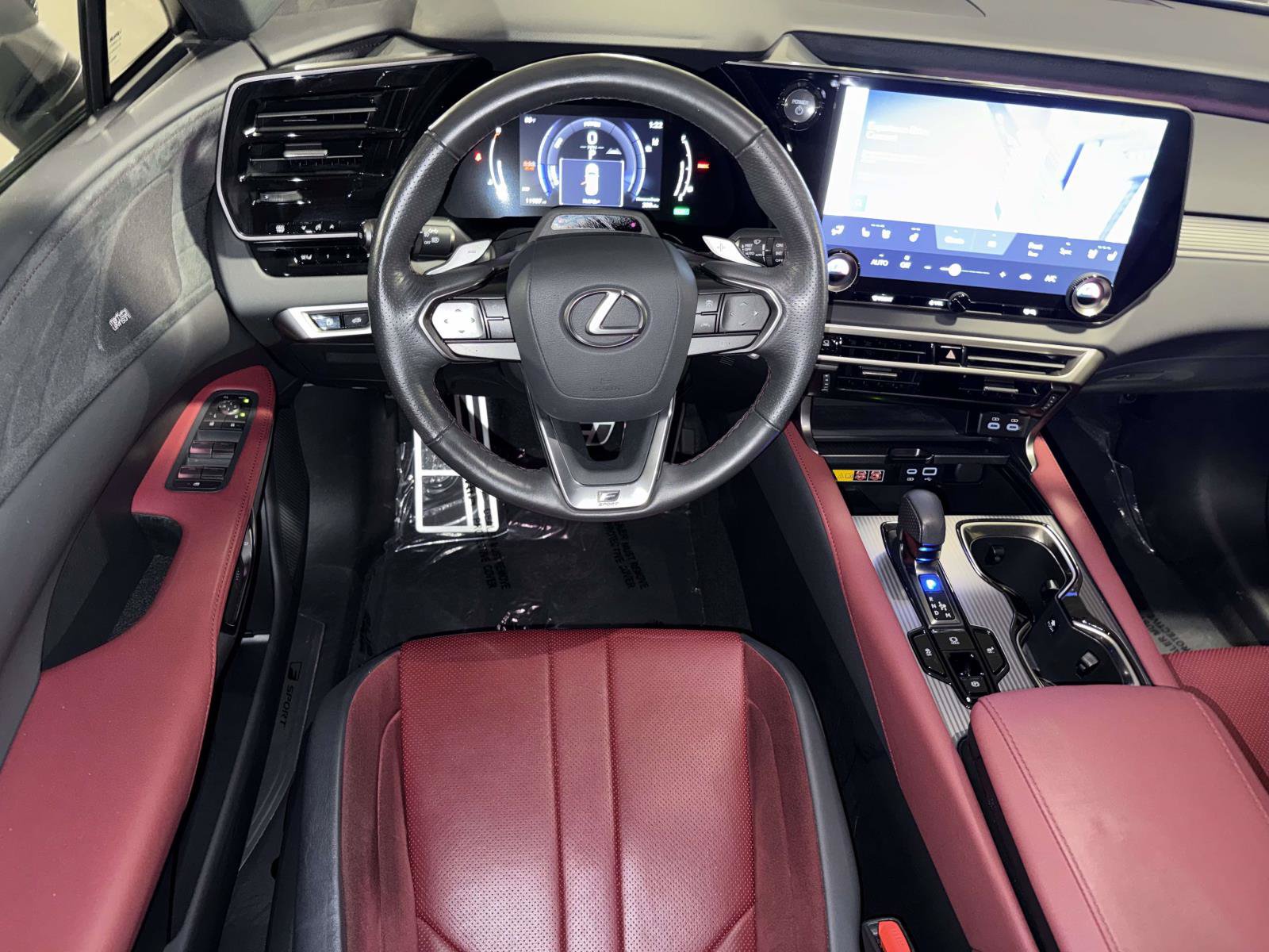 Used 2024 Lexus RX 500h F Sport w/ Convenience Package AWD/4WD image 4