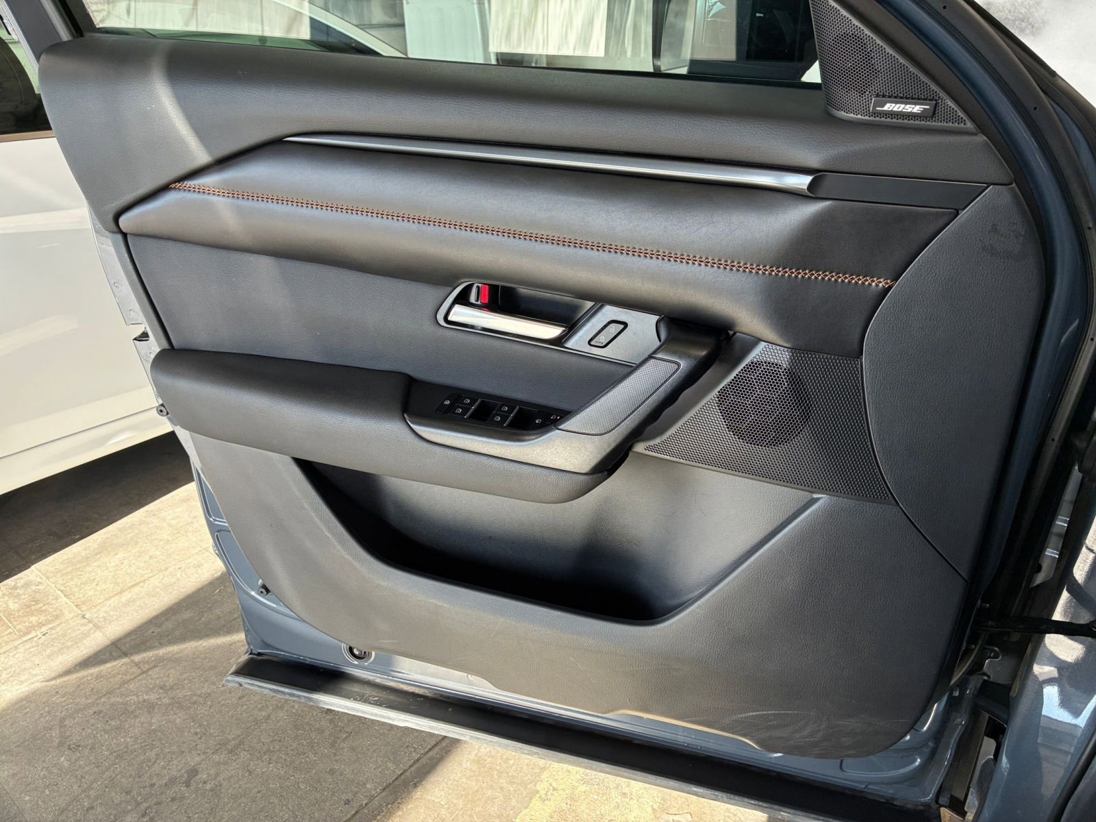 Used 2025 MAZDA CX-50 2.5 Hybrid w/ Premium Plus Pkg image 18