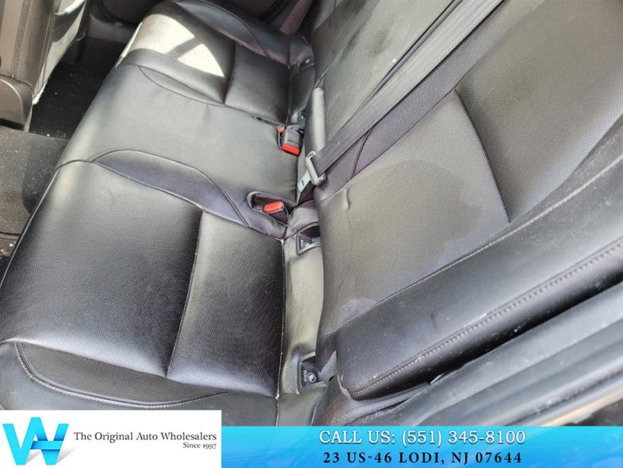 Used 2020 MAZDA MAZDA3 Hatchback w/ Premium Package image 11