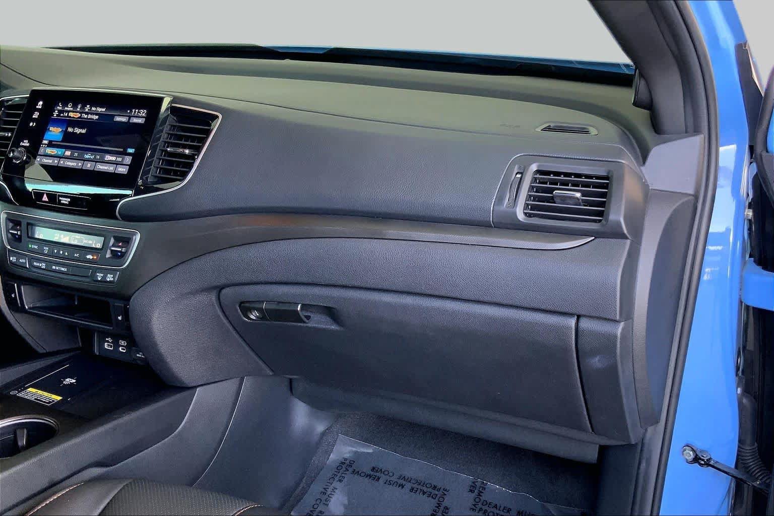 Used 2024 Honda Passport TrailSport image 19