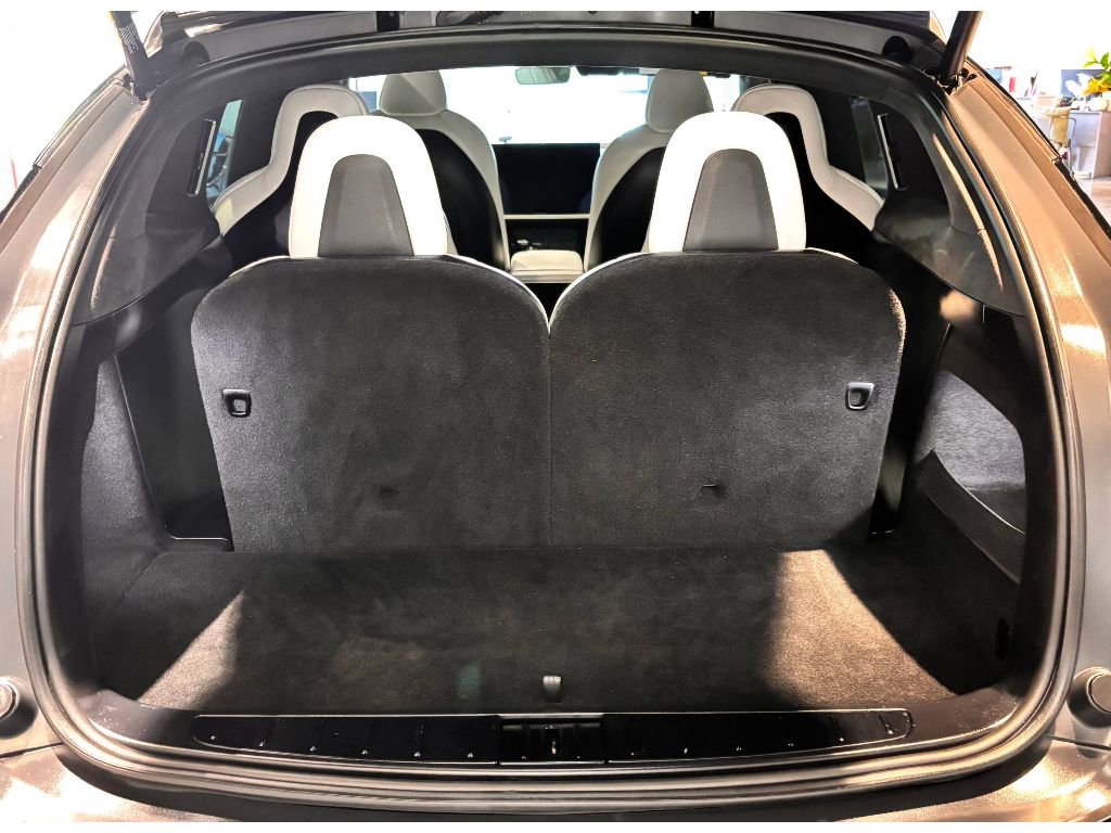 Used 2022 Tesla Model X Plaid AWD/4WD image 16