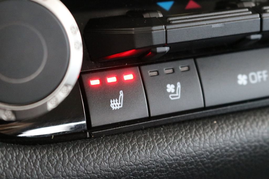 Used 2022 Toyota Tundra TRD Pro AWD/4WD image 16