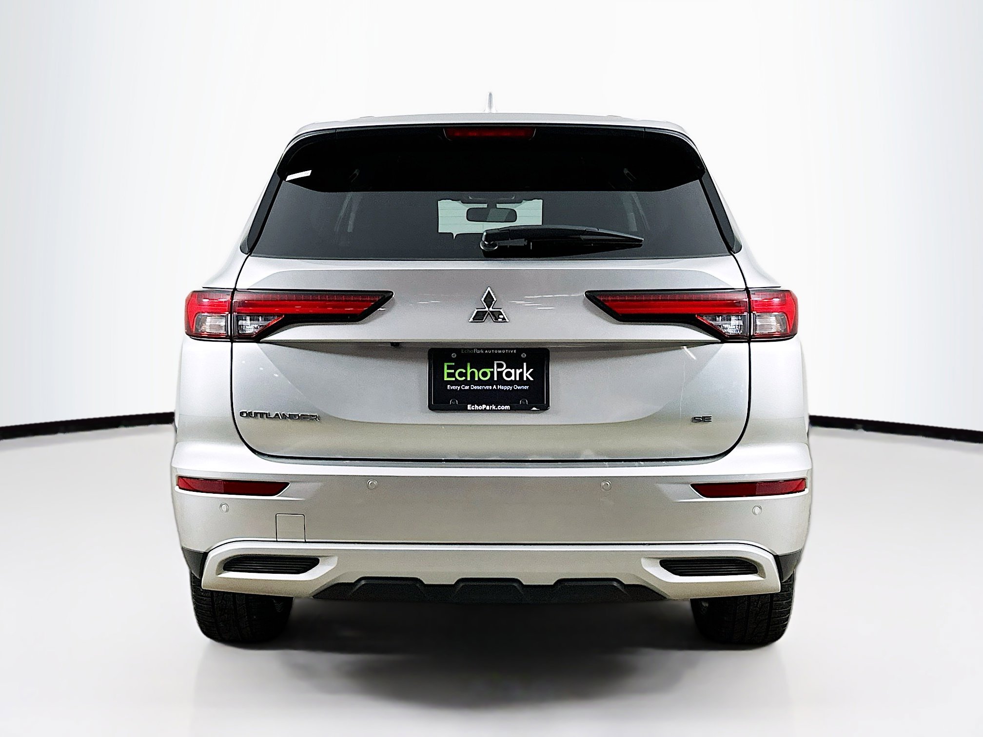 Used 2024 Mitsubishi Outlander SE image 7