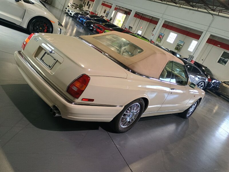 Used 1999 Bentley Azure RWD image 4