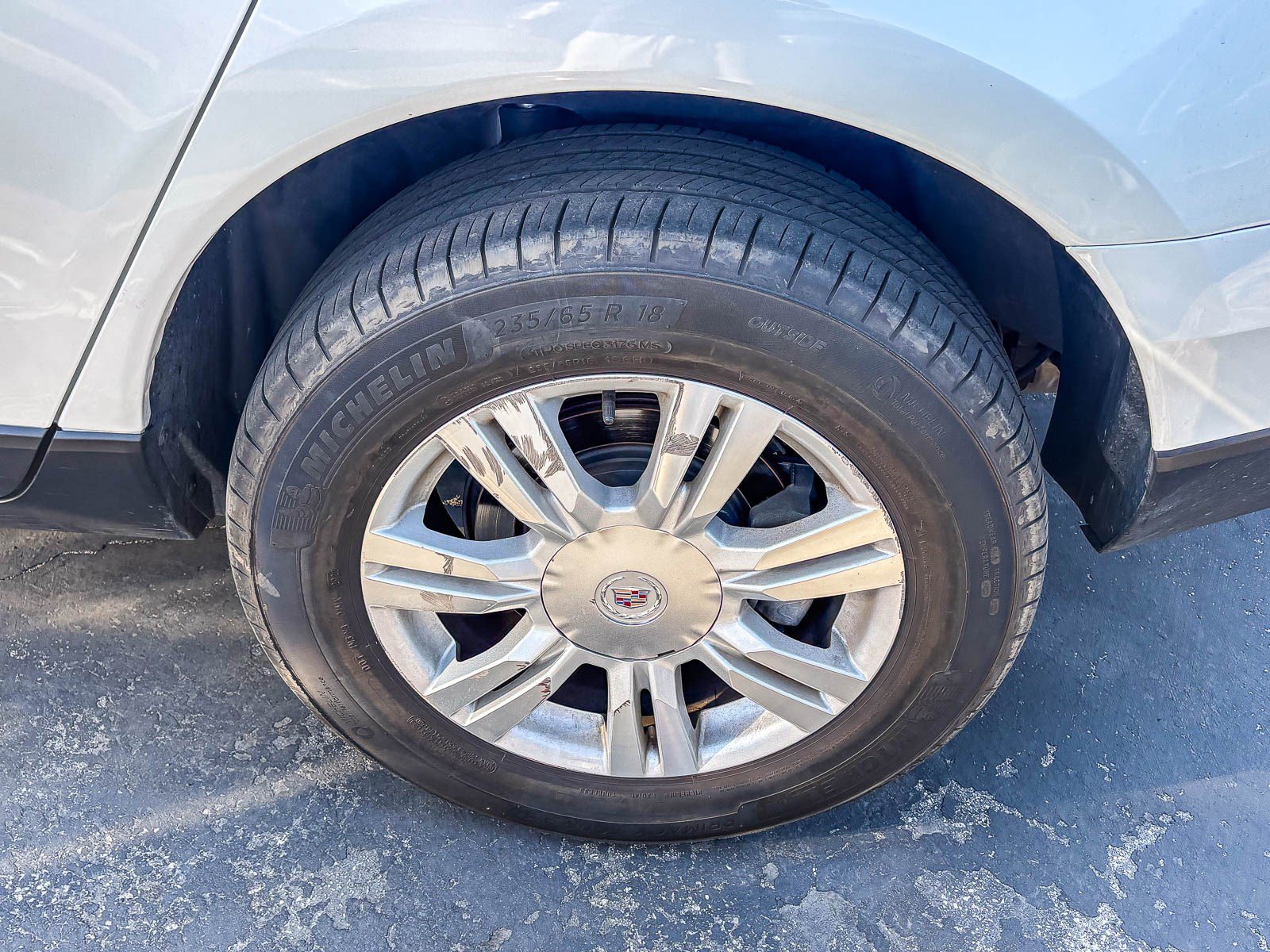 Used 2016 Cadillac SRX Luxury w/ Driver Awareness Package FWD image 12