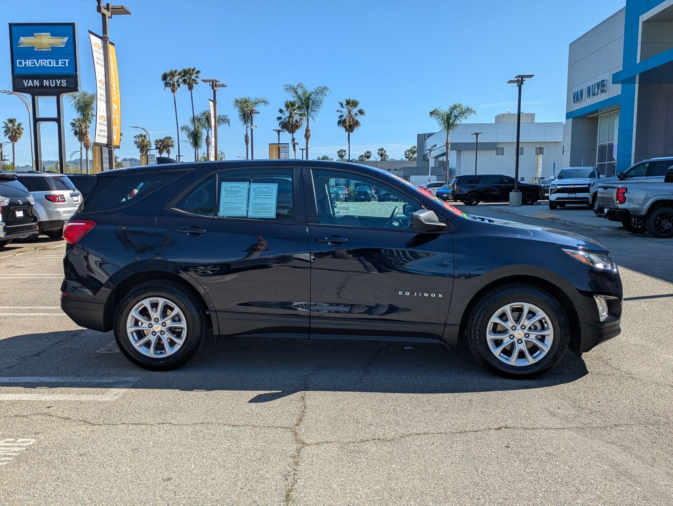 Used 2020 Chevrolet Equinox LS image 4